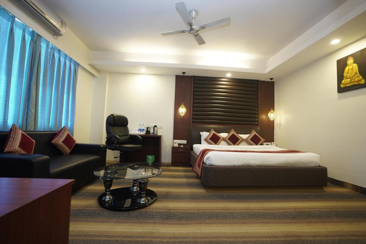 Hotel Avn Grand Ranchi Extérieur photo